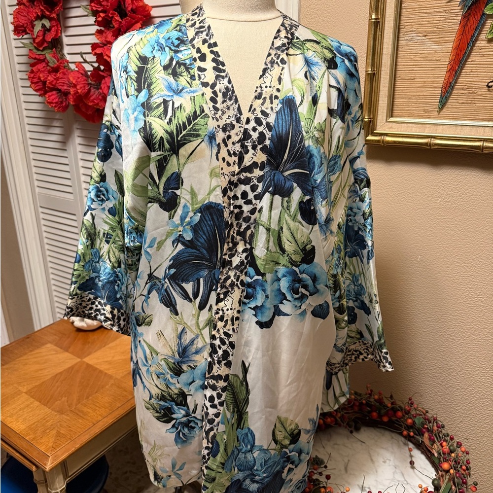 Chico's lightweight Animal Print Kimono Jacket size L/XL